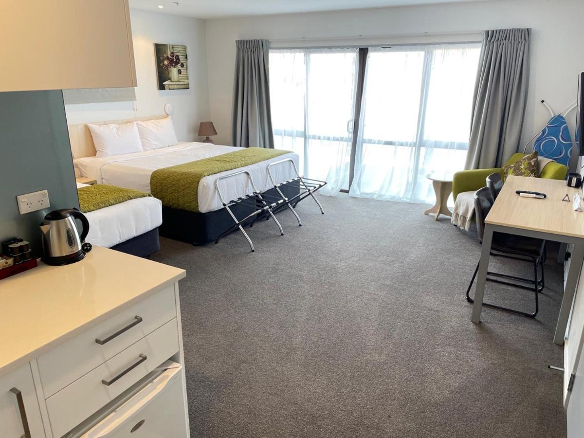 2 On Whiteleigh And 239 On Lincoln Motel ไครสต์เชิร์ช ภายนอก รูปภาพ Studio apartment