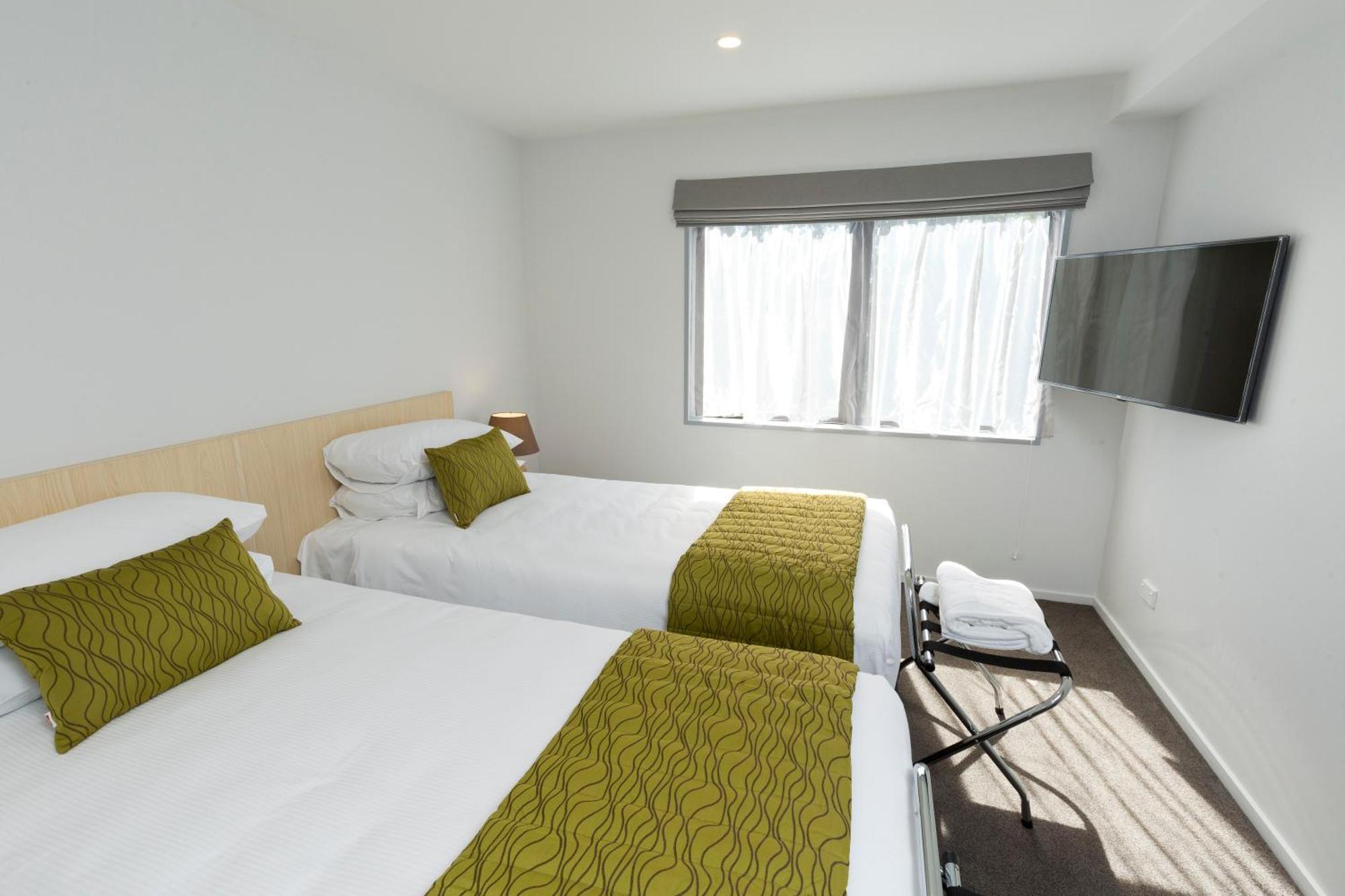 2 On Whiteleigh And 239 On Lincoln Motel ไครสต์เชิร์ช ภายนอก รูปภาพ A typical room at the hotel