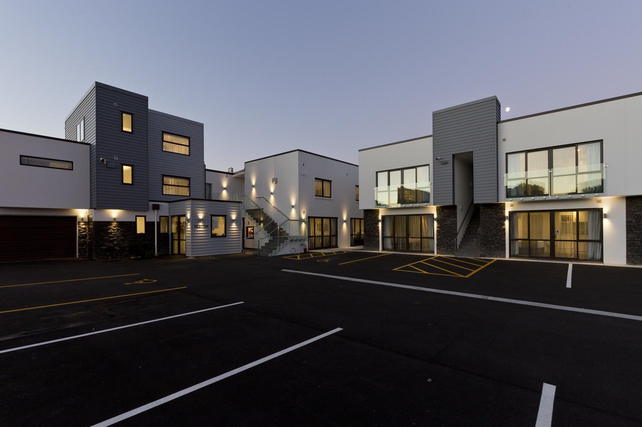 2 On Whiteleigh And 239 On Lincoln Motel ไครสต์เชิร์ช ภายนอก รูปภาพ 3D rendering of a residential complex