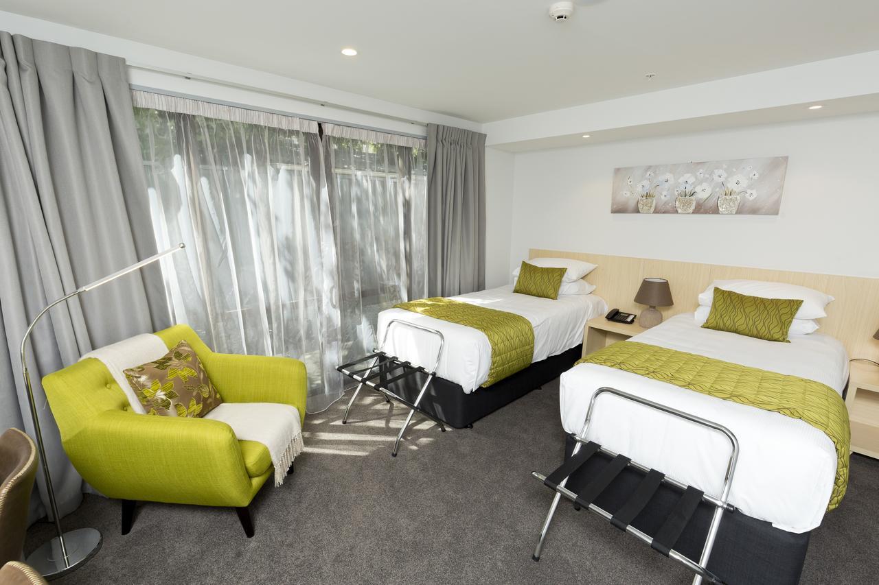 2 On Whiteleigh And 239 On Lincoln Motel ไครสต์เชิร์ช ภายนอก รูปภาพ A typical room at the hotel