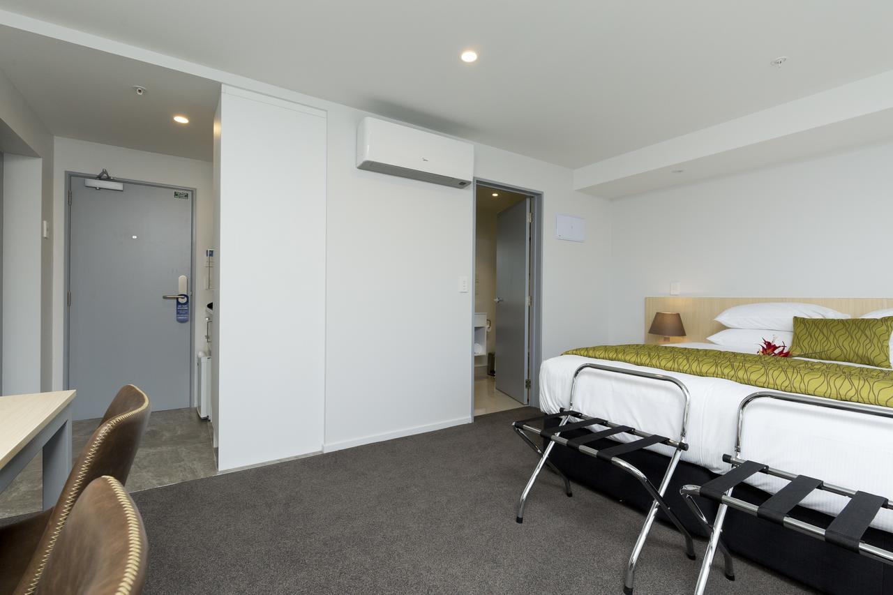 2 On Whiteleigh And 239 On Lincoln Motel ไครสต์เชิร์ช ภายนอก รูปภาพ A typical room at the hotel